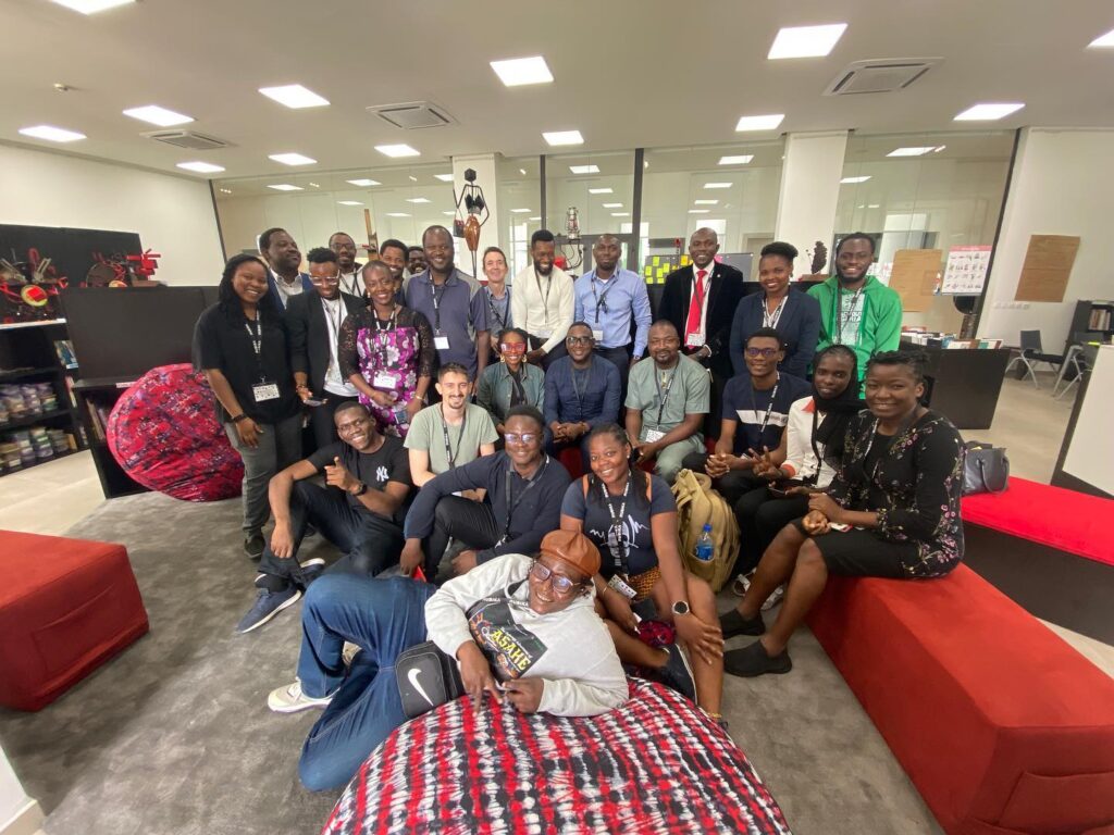 474559137_923582219897841_4696231615844508307_n